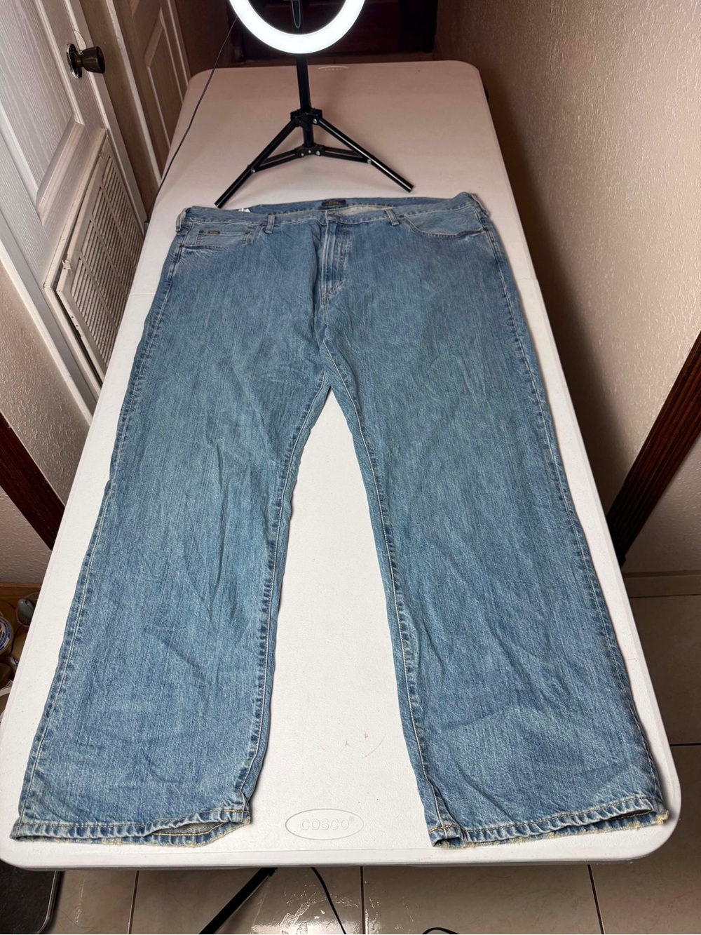 Polo Ralph Lauren Men
Hampton Relaxed Straight Jeans
46X32 Pocket Denim NEW
